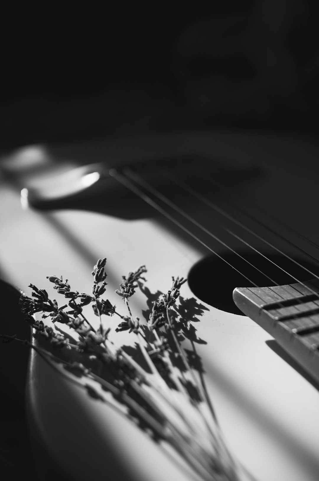 The Songs That Make Lindy Hop Dancers Lose Their Minds (In the Best Way)