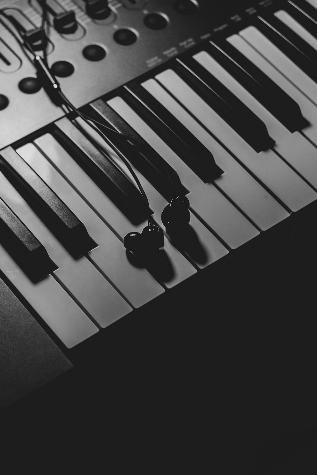 "Breakbeats & Basslines: Must-Have Songs for Every B-Boy and B-Girl in 2025"