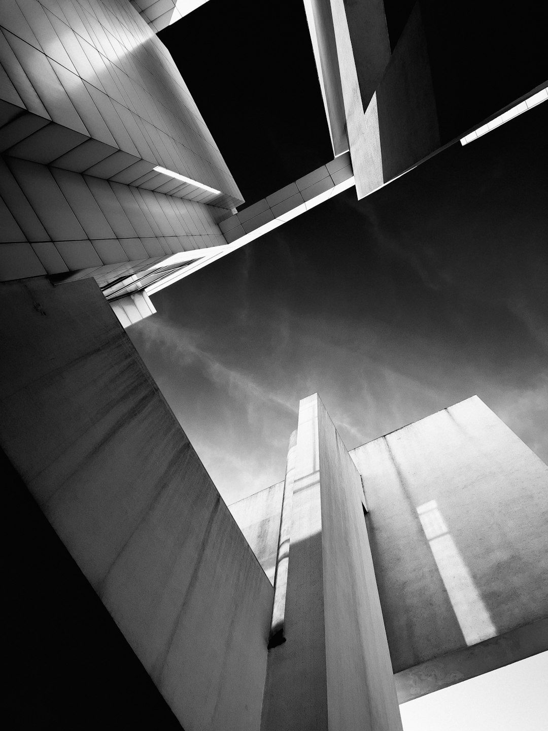 "From Tokyo Basements to TikTok Feeds: The 3 Moves That Exploded in 2024"