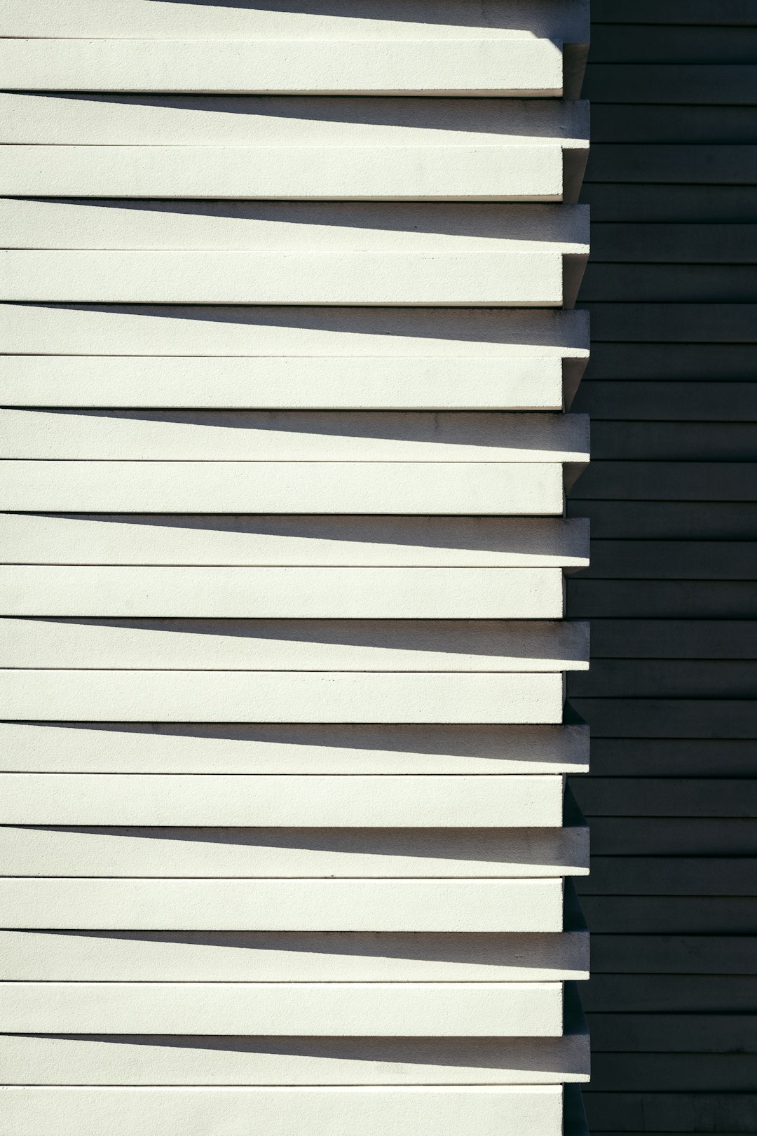 **Beyond the Beat: How Ambient and Experimental Music is Redefining Contemporary Dance**