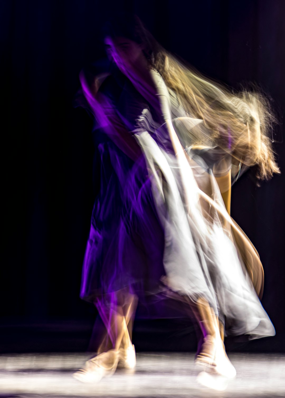 Contemporary Dance for Beginners: How Movement Builds Unshakable Confidence