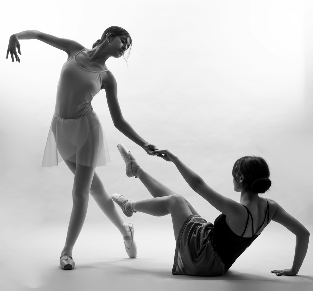 Salsa for Beginners: Your First Steps From the Living Room to the Dance Floor