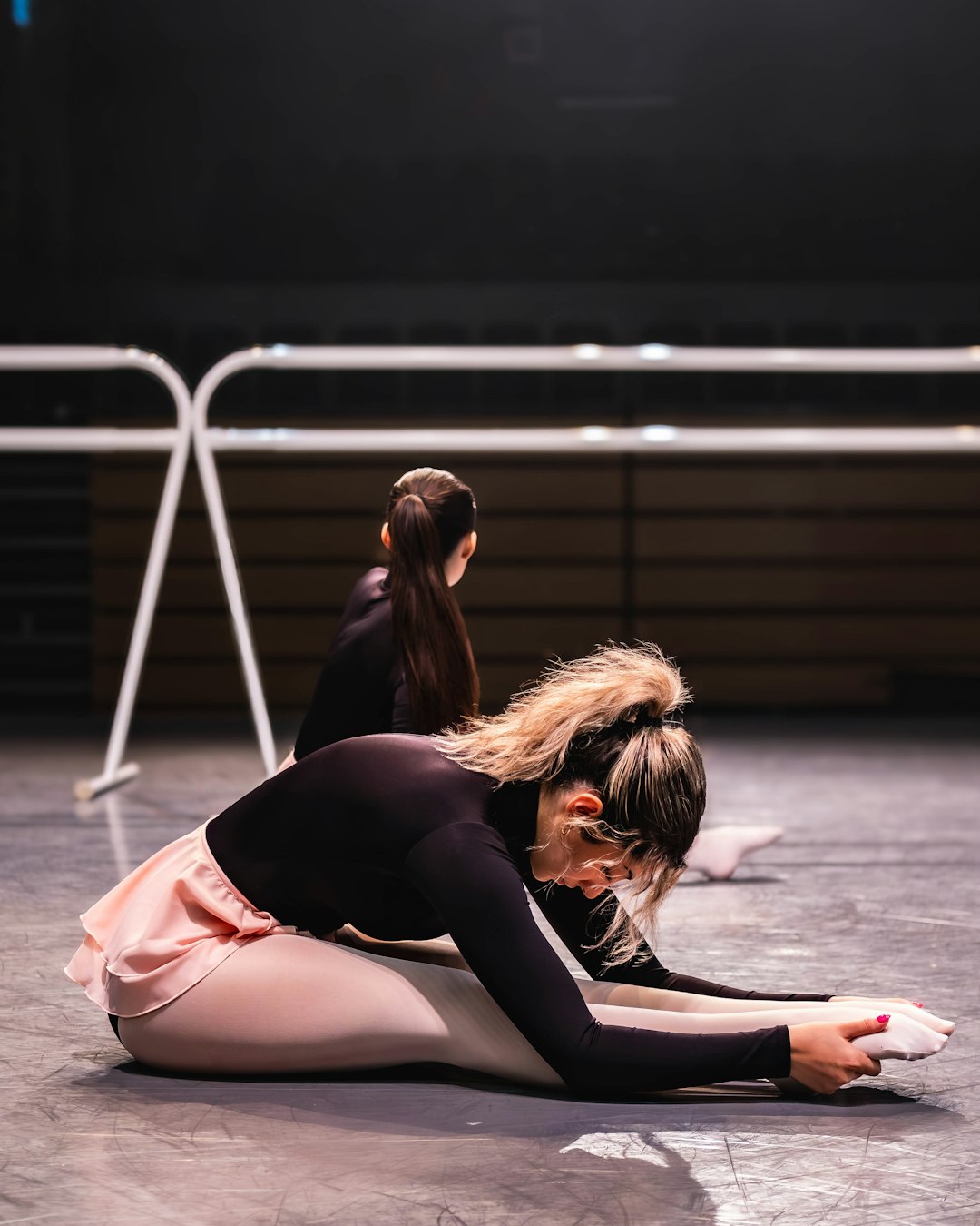"Classical vs. Modern: The Best Ballroom Music for Every Mood"