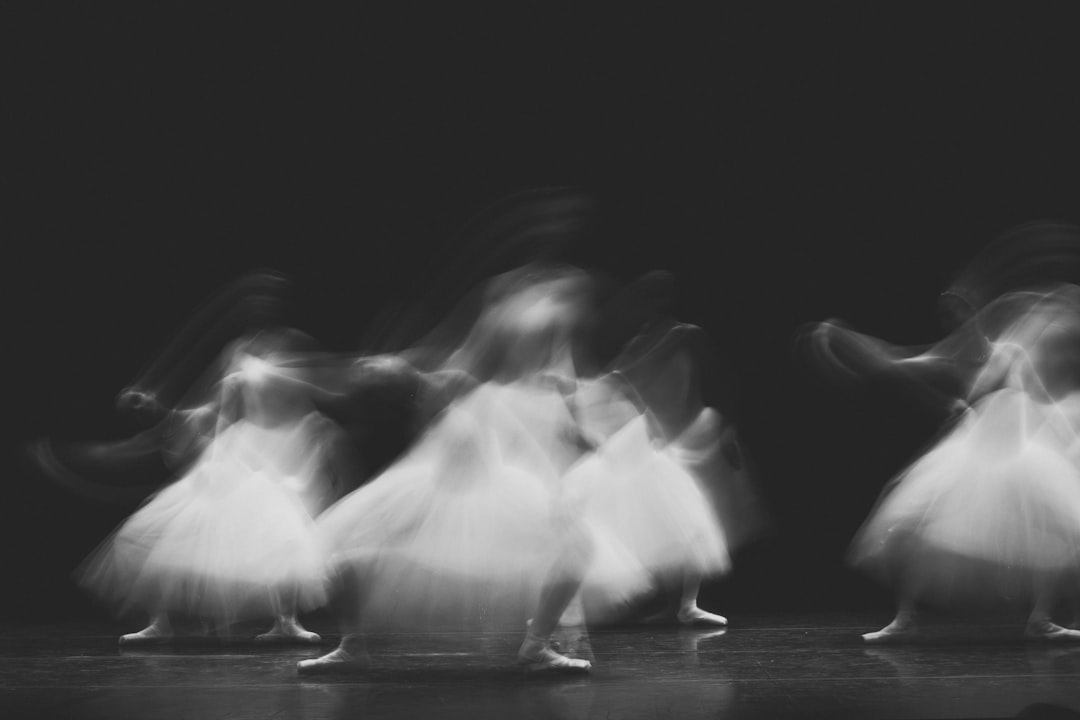Traje de Flamenca: A Complete Guide to Authentic Flamenco Dress for Performers