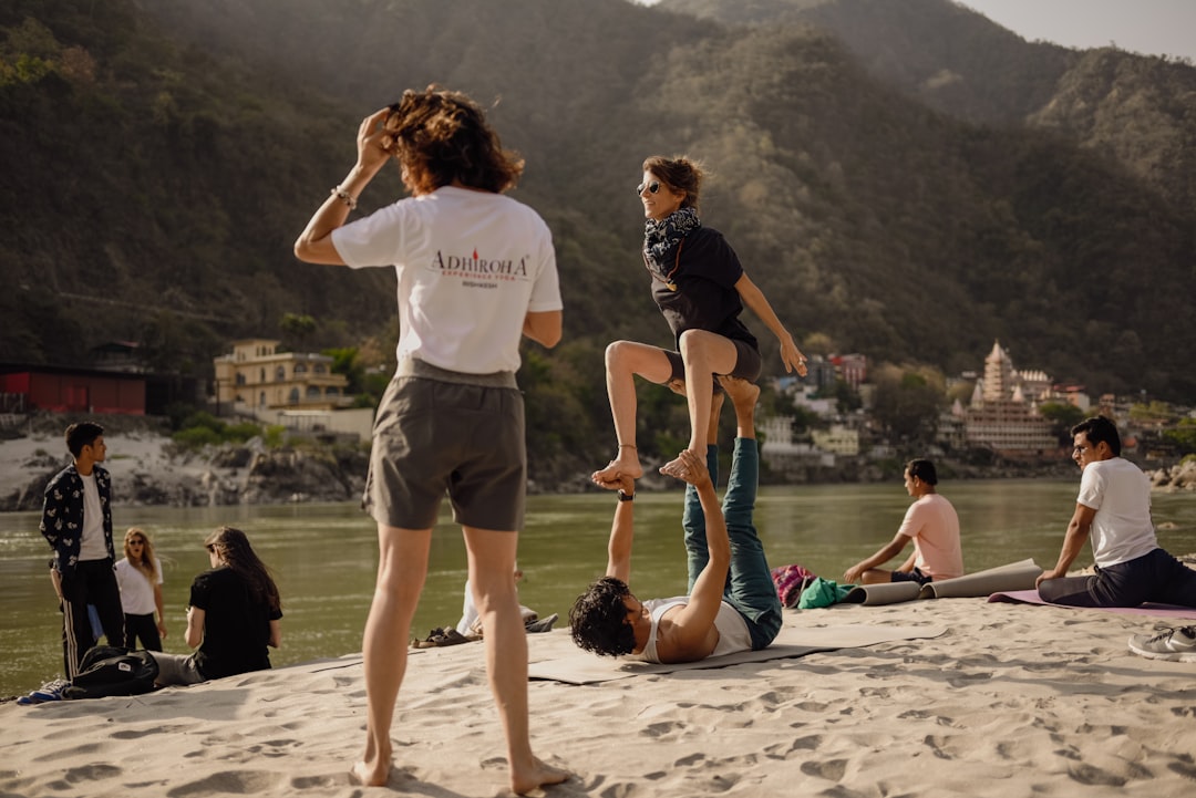 What to Wear for Cumbia: Essential Dancewear for Beginners and Performers