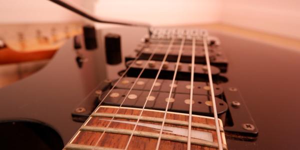 **The Ultimate Folk Dance Playlist: Music That Moves Your Soul**