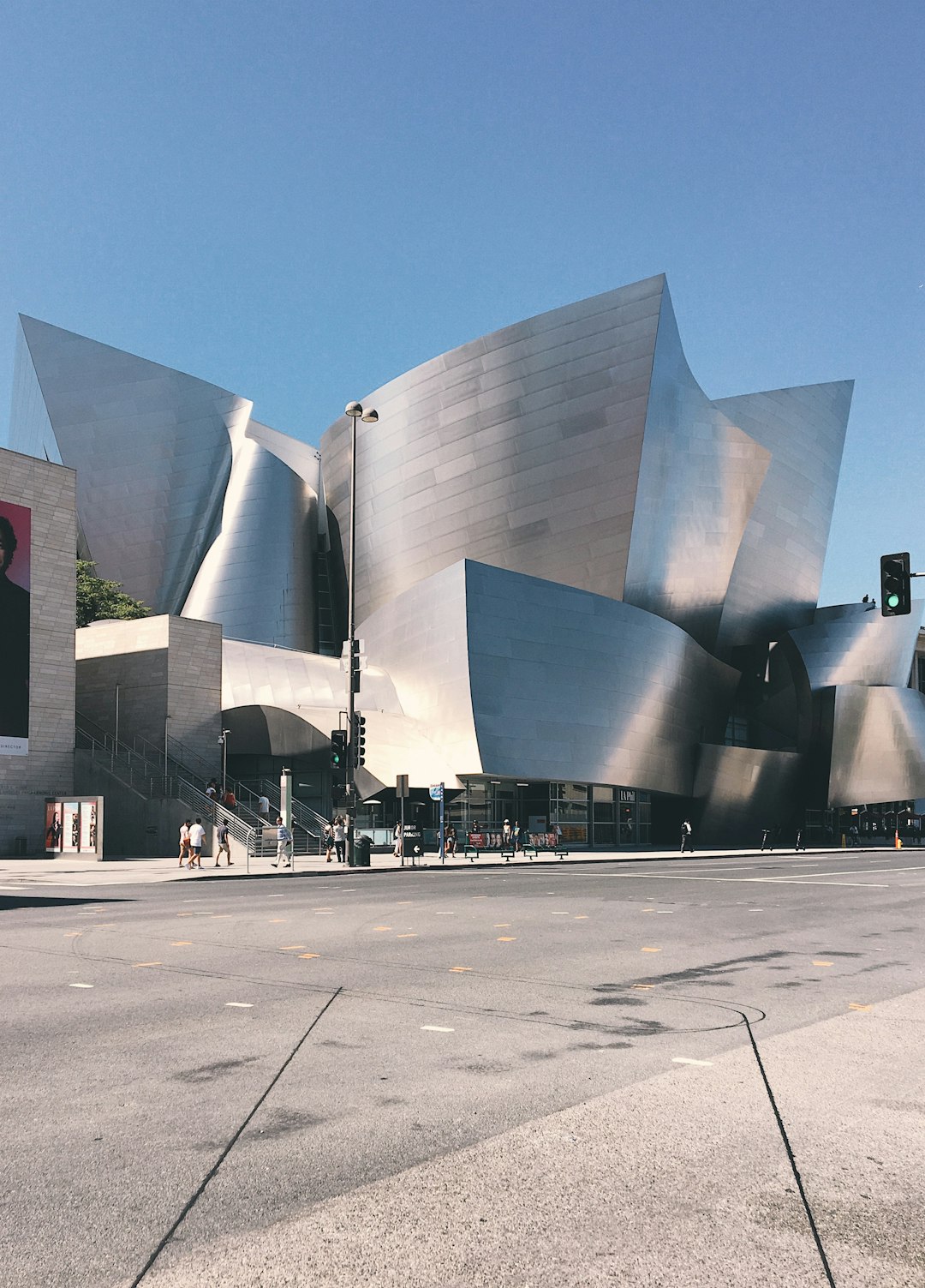 "Top Latin Dance Studios in Mountainside City: A Dancer's Guide"