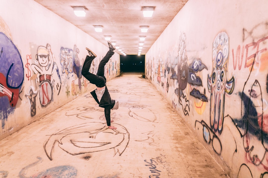 Ballet Technique for Beginners: Mastering the Five Foundations of Classical Dance