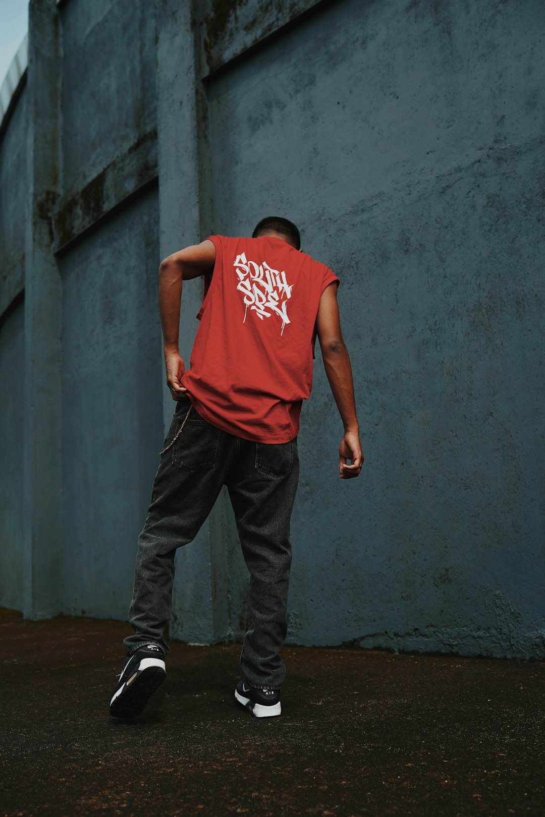 **Krump Wardrobe Guide: Comfort and Style for Intense Moves**