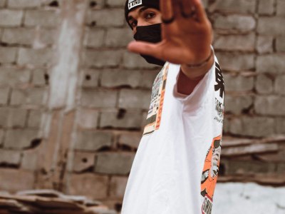 **The Soundtrack of Motion: Curating the Perfect Playlist for Contemporary Choreography**