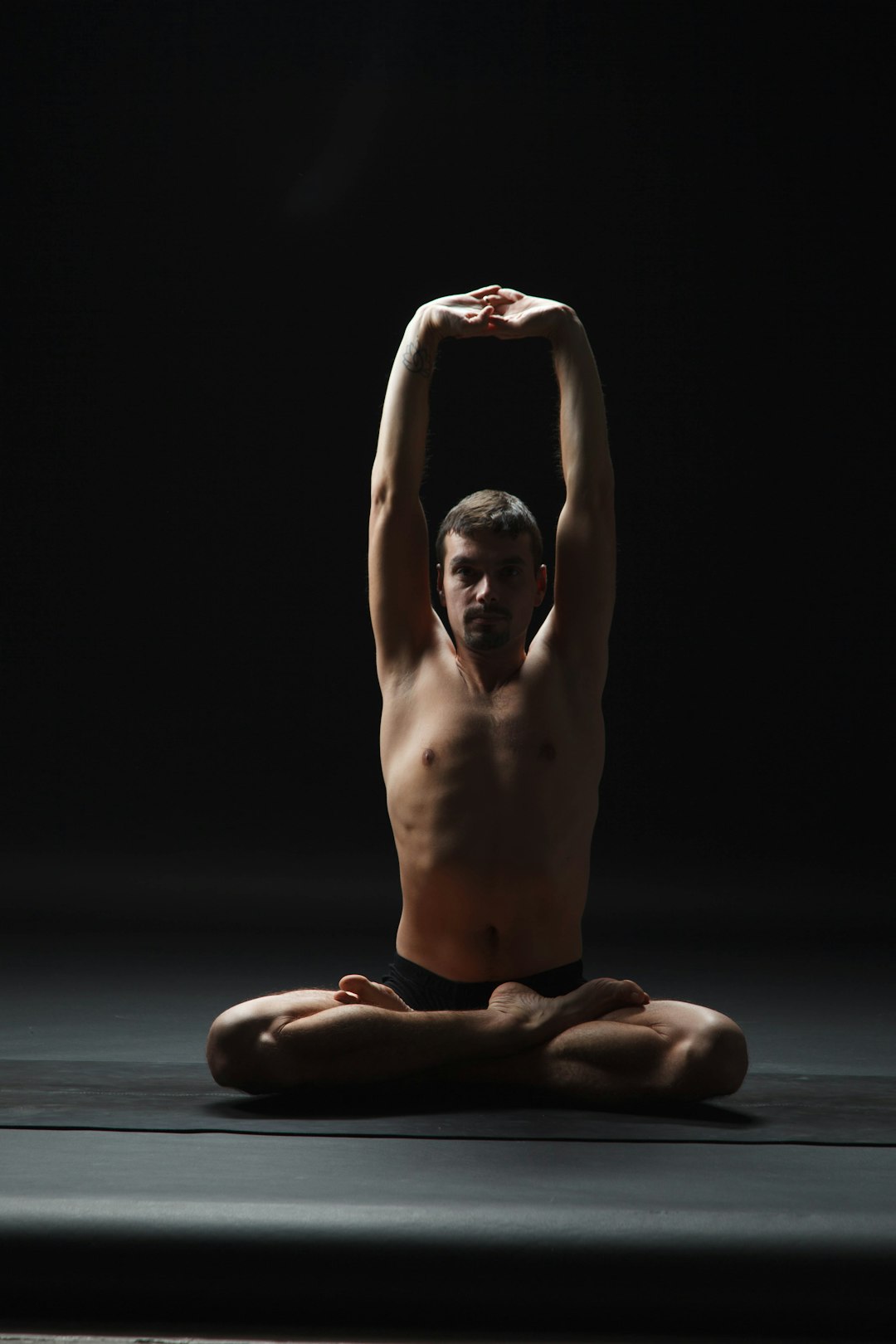 From Amateur to Ace: The Lindy Hopper's Roadmap to Professional-Level Dancing