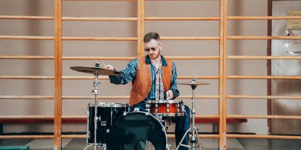 Find Your Flow: Best Music Genres to Enhance Your Belly Dancing Experience