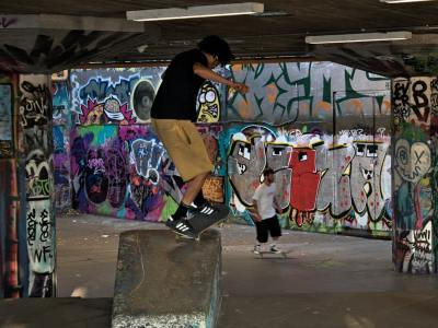 **Top Tips for Selecting Breakdance Shoes That Boost Performance**