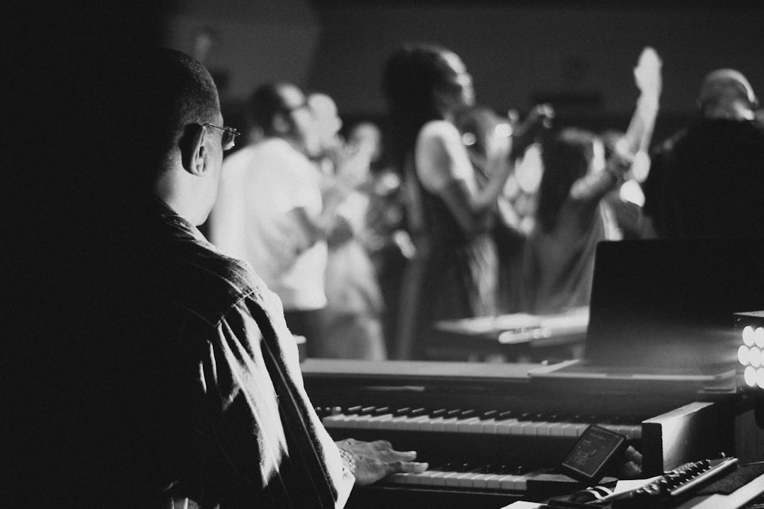The Ultimate Jazz Playlist for Dancers: Top Tracks to Move Your Feet