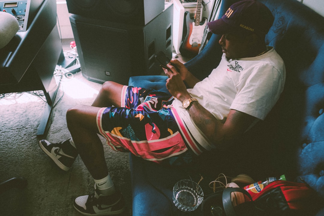 From Studio to Street: Picking the Right Hip Hop Sneakers