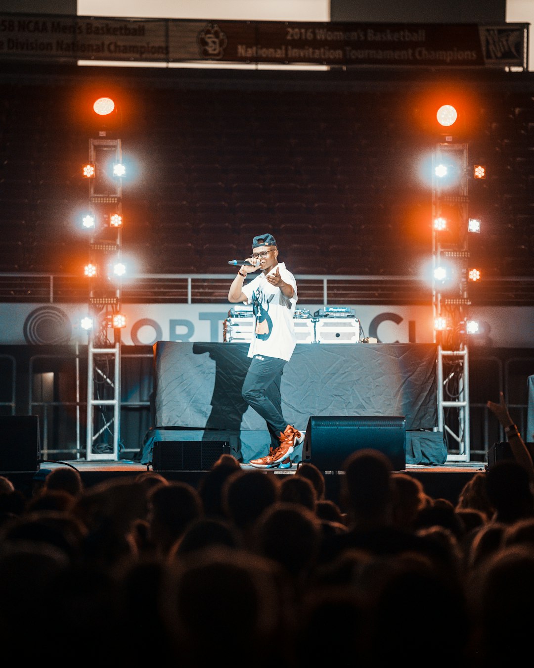 "Leading Hip Hop Dance Institutions in Walton City: A Guide to Kansas State's Top Schools"