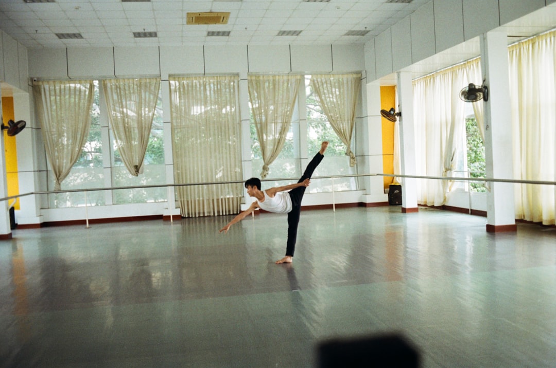 5 Pathways to Deepen Your Flamenco Practice: From Intermediate to Advanced