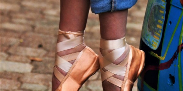 From Flats to Frills: How to Pick the Ideal Square Dance Ensemble