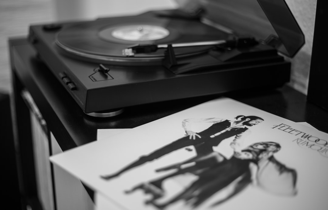 "Top Salsa Tracks to Fuel Your Dance in 2025: The Ultimate Playlist"