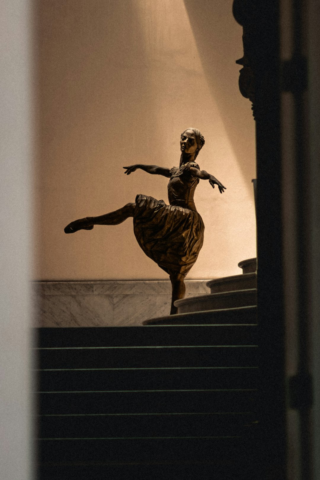 How to Choose a Jazz Dance Costume That Works as Hard as You Do
