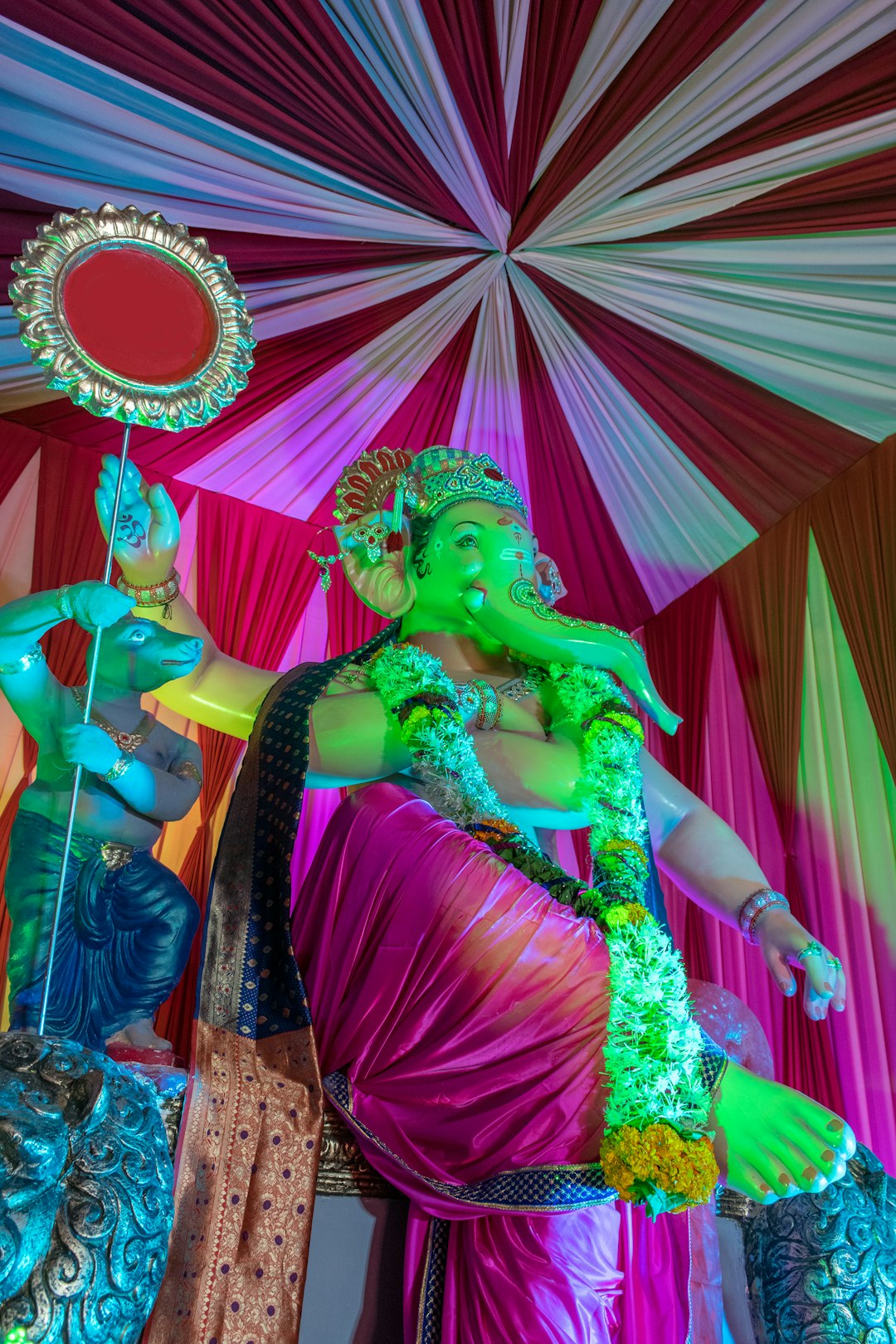 "Unlocking Emotion: The Perfect Flamenco Playlist for Intense Performances"