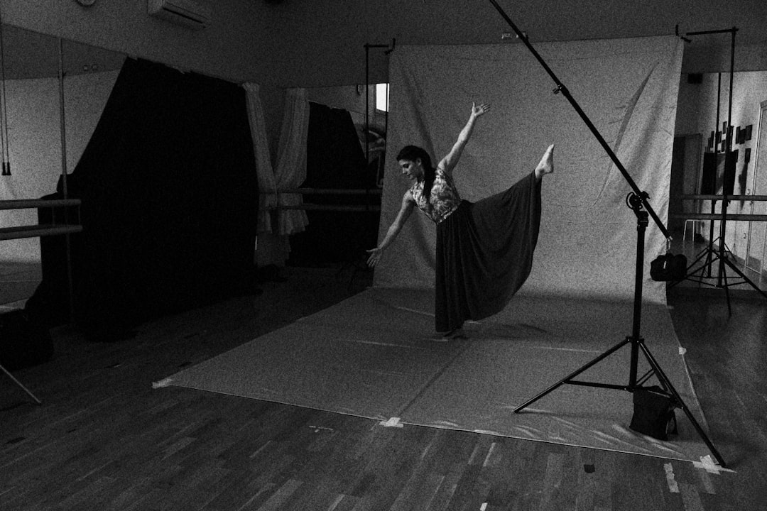 Beyond the Basics: A Development Roadmap for Intermediate Contemporary Dancers