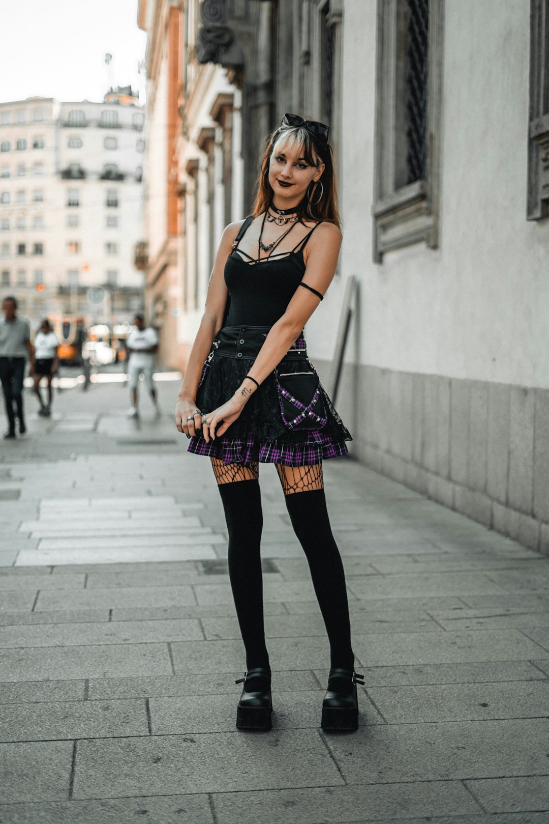 **"Lindy Hop Pro Guide: Building Skills, Confidence, and Opportunities in the Swing Dance Scene"**