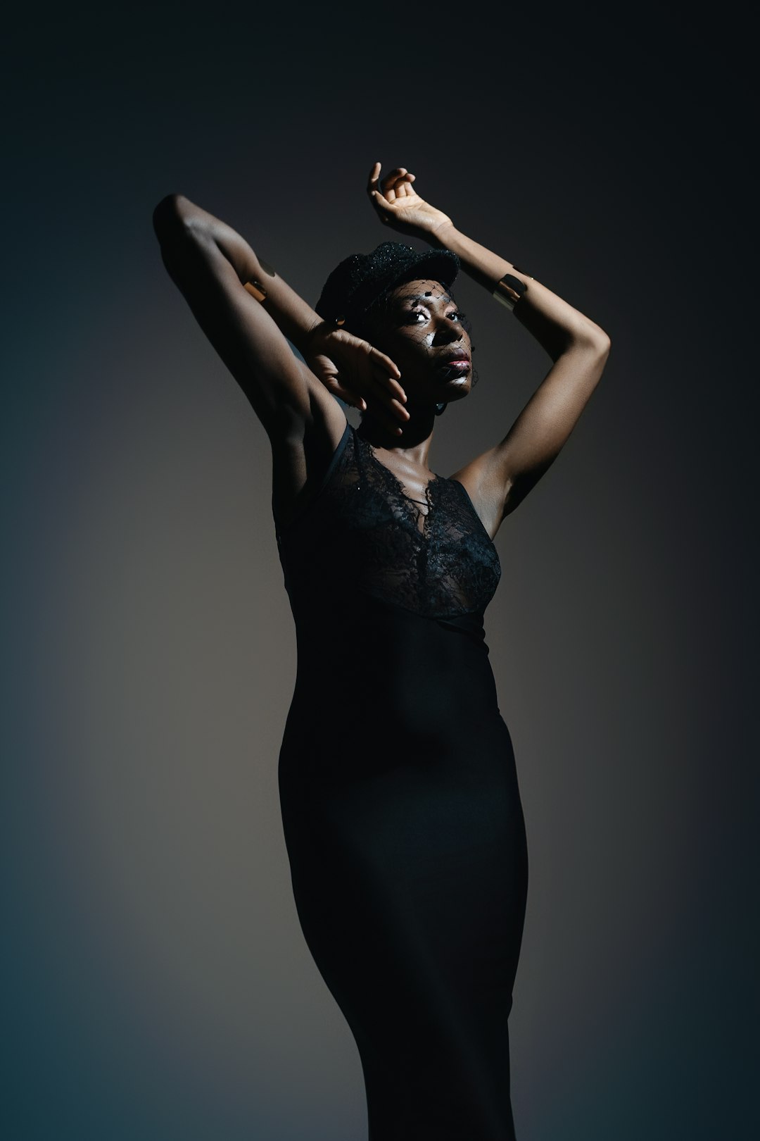 "Swing into Style: Essential Tips for Choosing Jazz Dance Outfits"