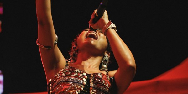 **The Dancer's Playlist: Curating the Ultimate Modern & Traditional Flamenco Mix**