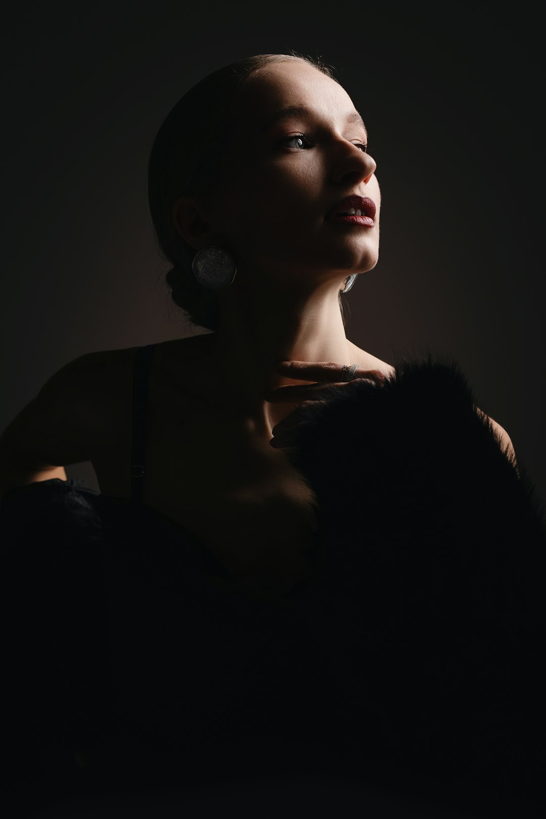 "Breaking into the Flamenco Scene: Tips for Aspiring Professionals"