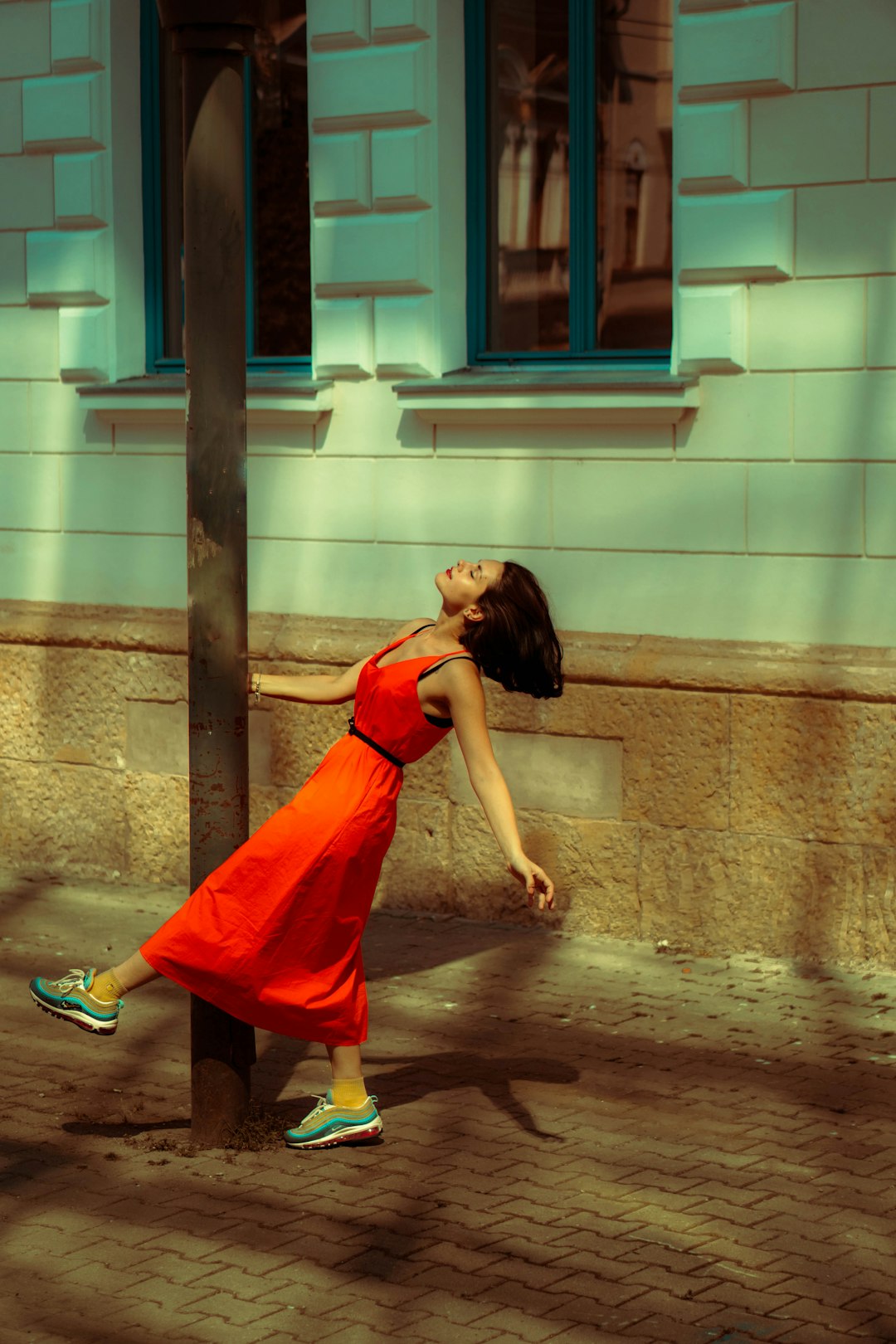 **"Best Music for Contemporary Dance: Top Tracks to Elevate Your Choreography"**