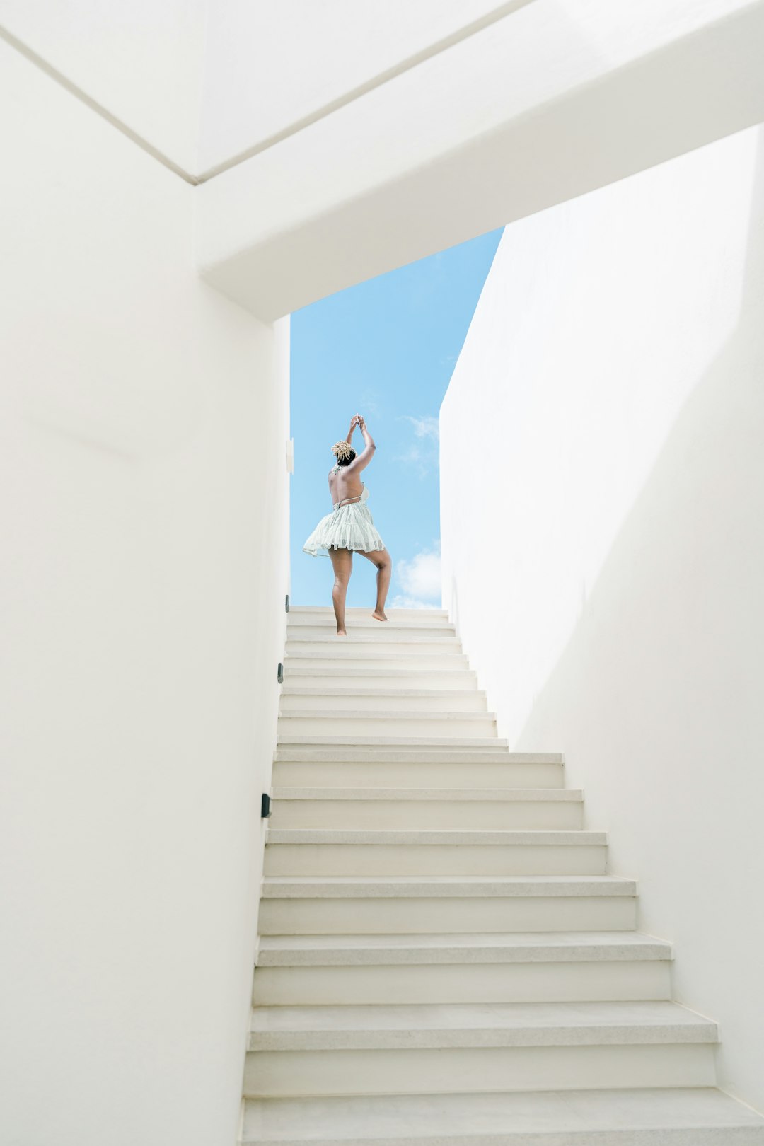 "Mastering Latin Dance: Essential Tips for Intermediate Dancers to Elevate Their Skills"