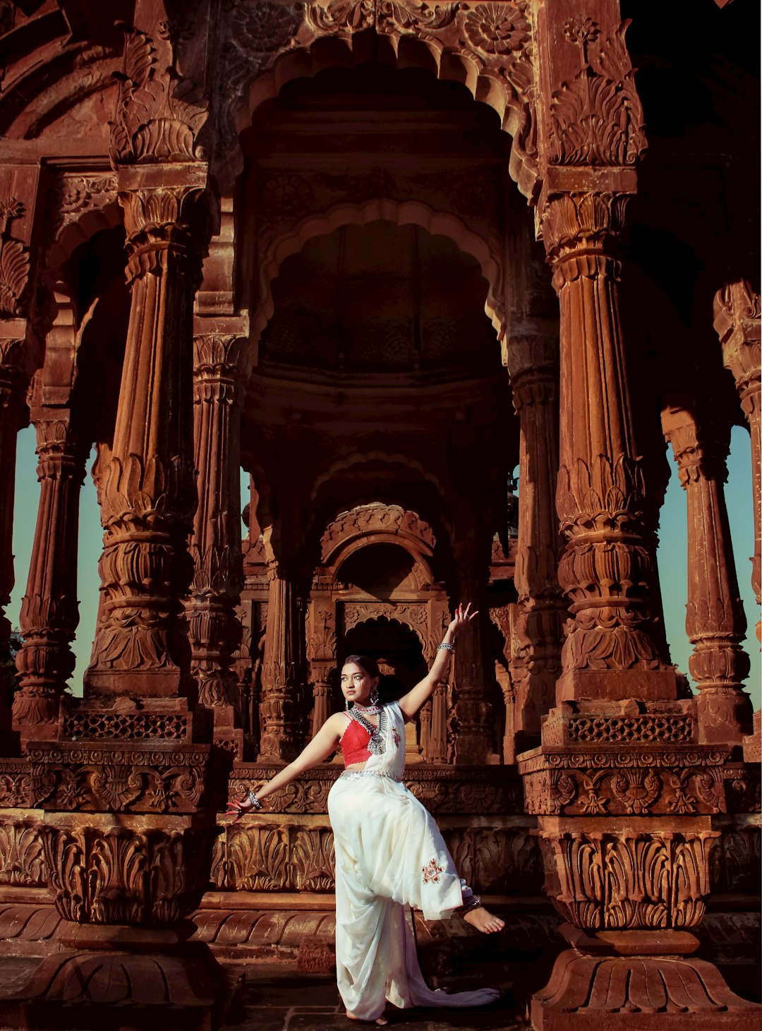 **"How Belly Dance Boosts Confidence and Body Positivity"**