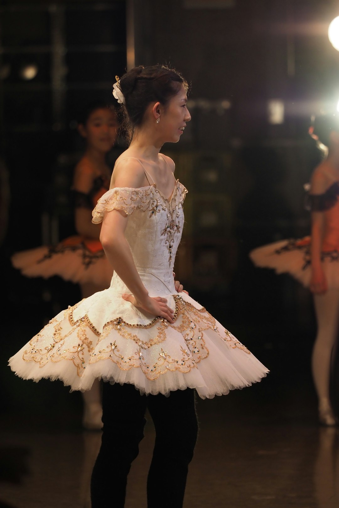 Beyond Steps: How to Dance Your Emotions in Argentine Tango