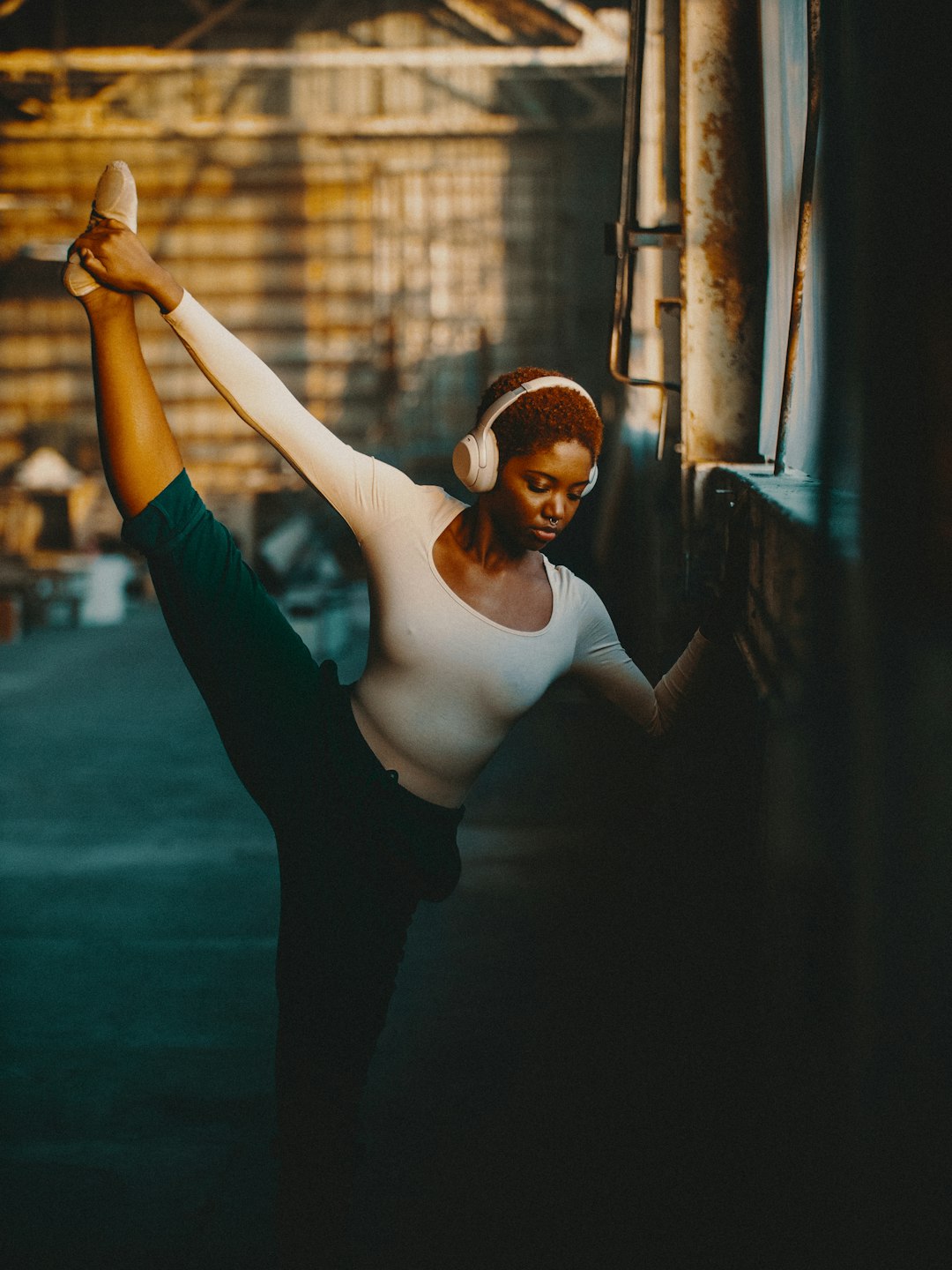 Beyond the Mirror: What It Really Takes to Build a Jazz Dance Career