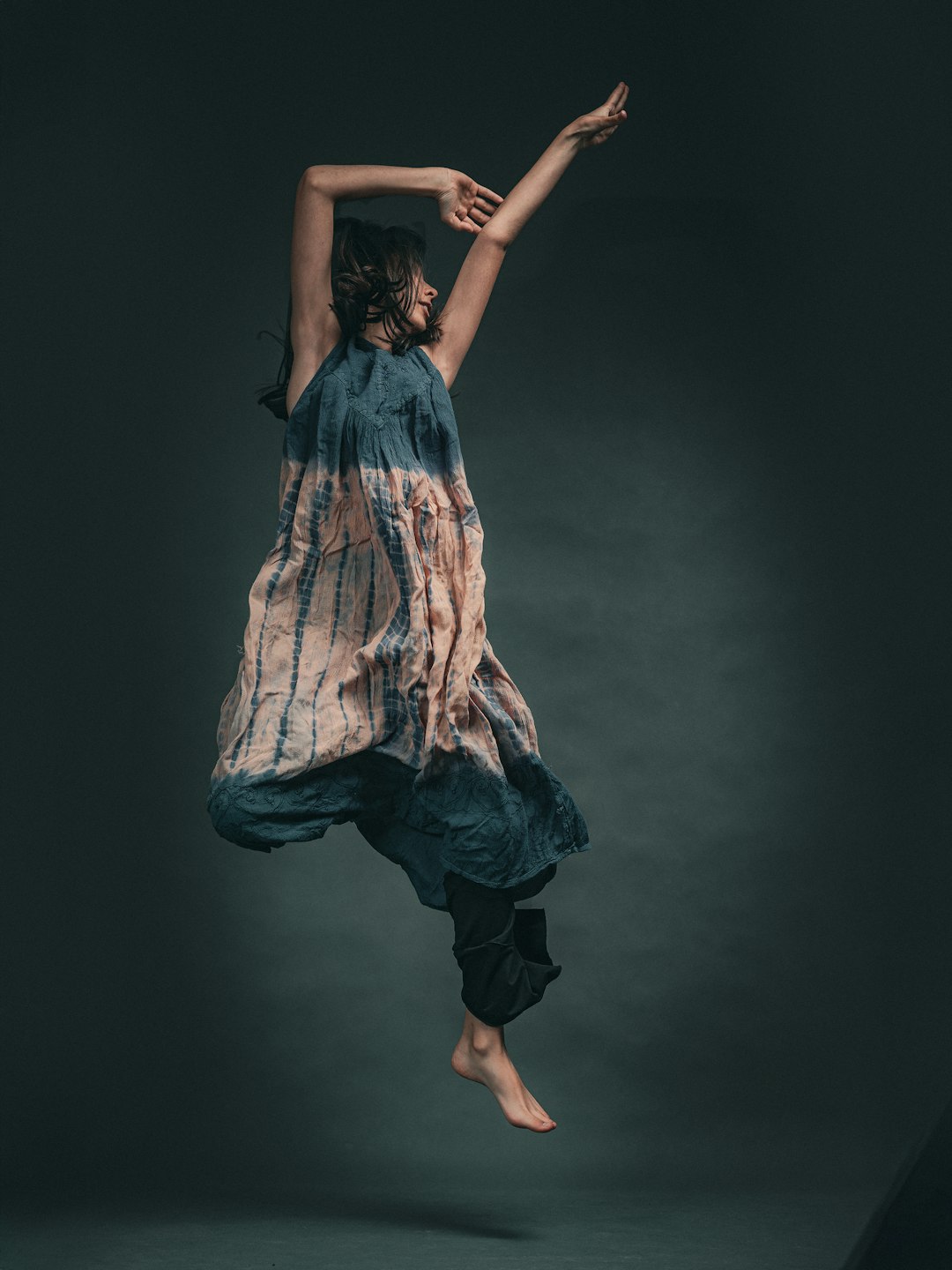 **Belly Dance Attire: Fabrics, Fit, and Flair**