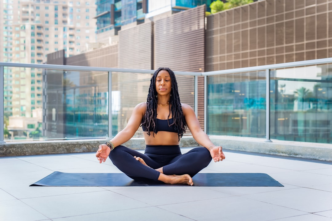 How to Choose Hip Hop Sneakers: A Dancer's Guide to Style, Performance, and Durability