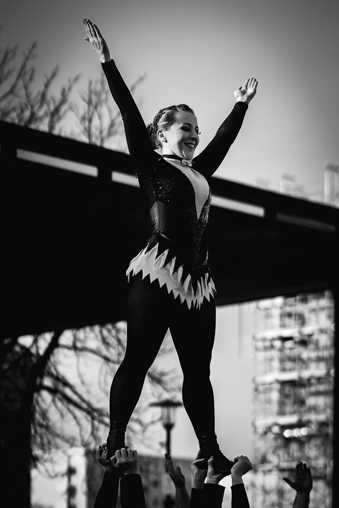 **"From Beginner to Intermediate: Unlocking the Secrets of Fluid Contemporary Dance Moves"**
