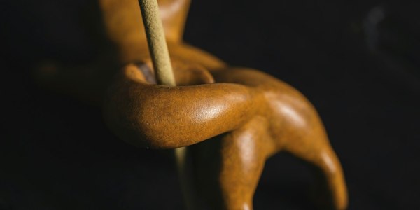 **Unlock Capoeira: Beginner Tips for Rhythm, Movement, and Play**