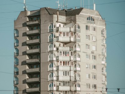 "Best Music Genres for a Fun and Flawless Square Dance"