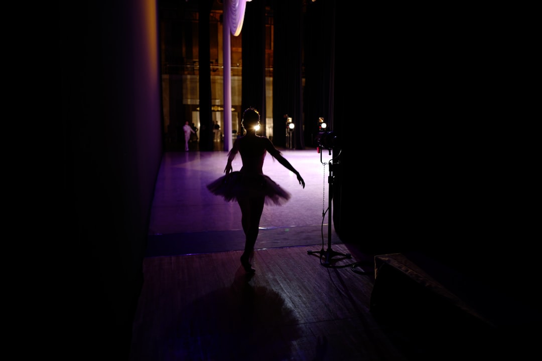 Swing Dance Improvisation: A Beginner's Guide to Dancing Without a Script