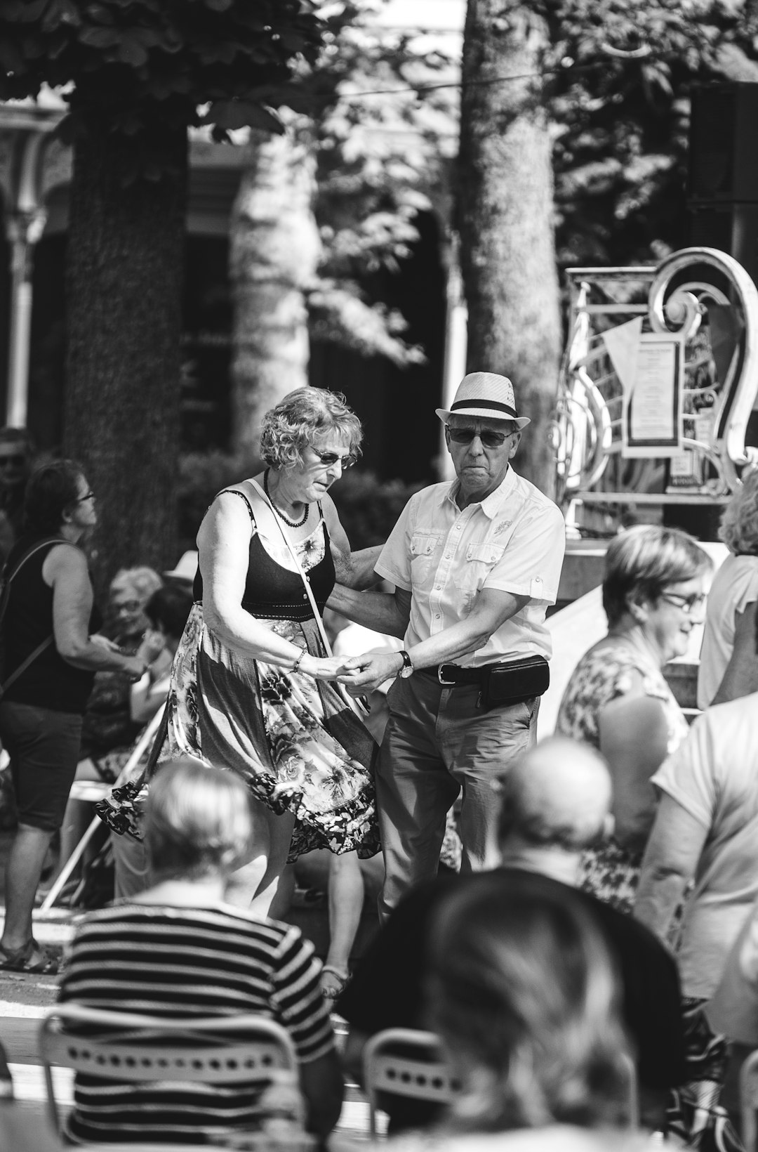 Where to Learn Swing Dance in Oakdale City: A Local's Guide to the Best Studios