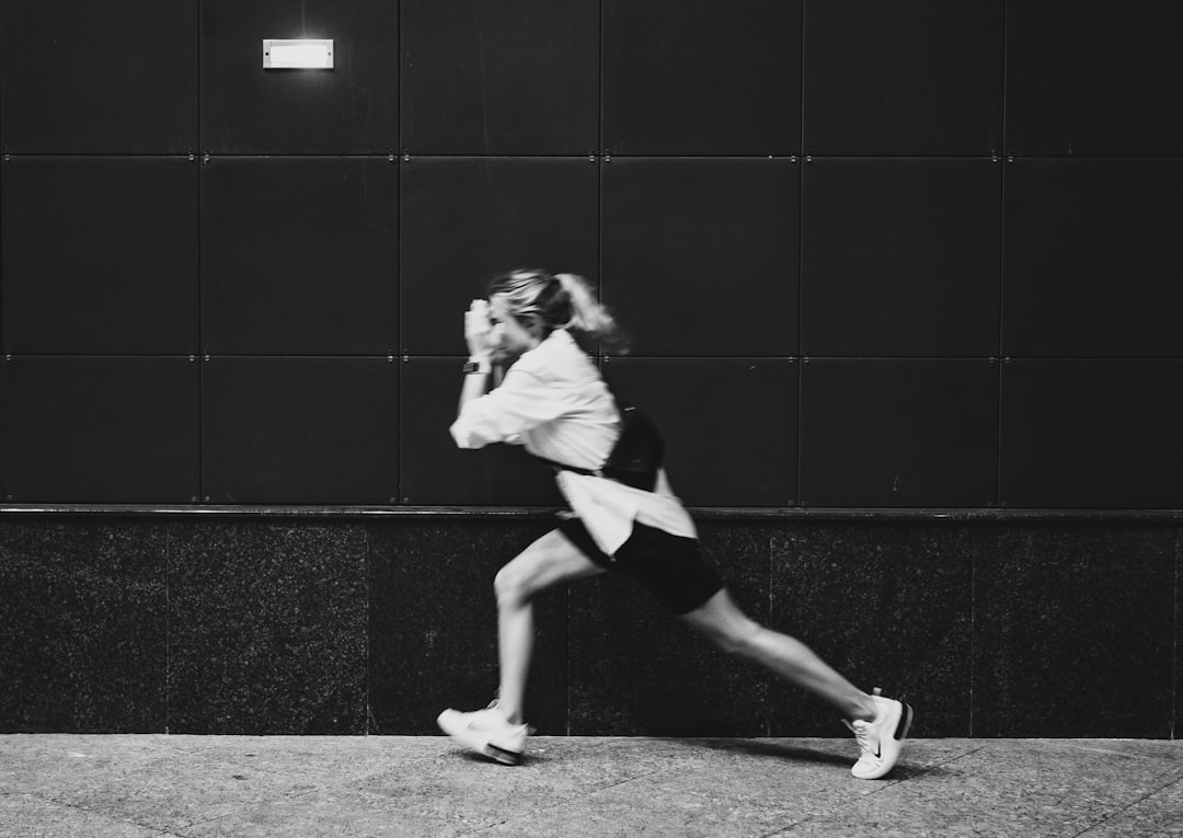 **"Breakdance Classes in Norton City – Find the Right Studio for You"**