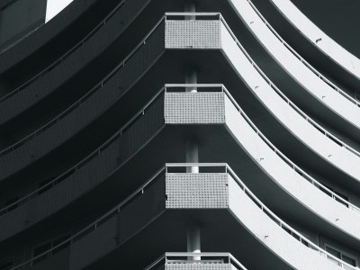 **Beyond the Beat: How to Choose the Best Music for Authentic Folk Dancing**