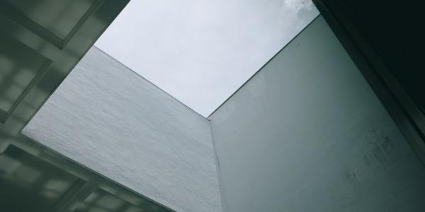 From Top Rocks to Freezes: Building a Breakdance Wardrobe for Performance and Practice