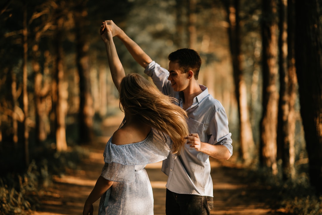 Lindy Hop Progression: From First Swingout to Fearless Floorcraft (A Dancer's Roadmap)