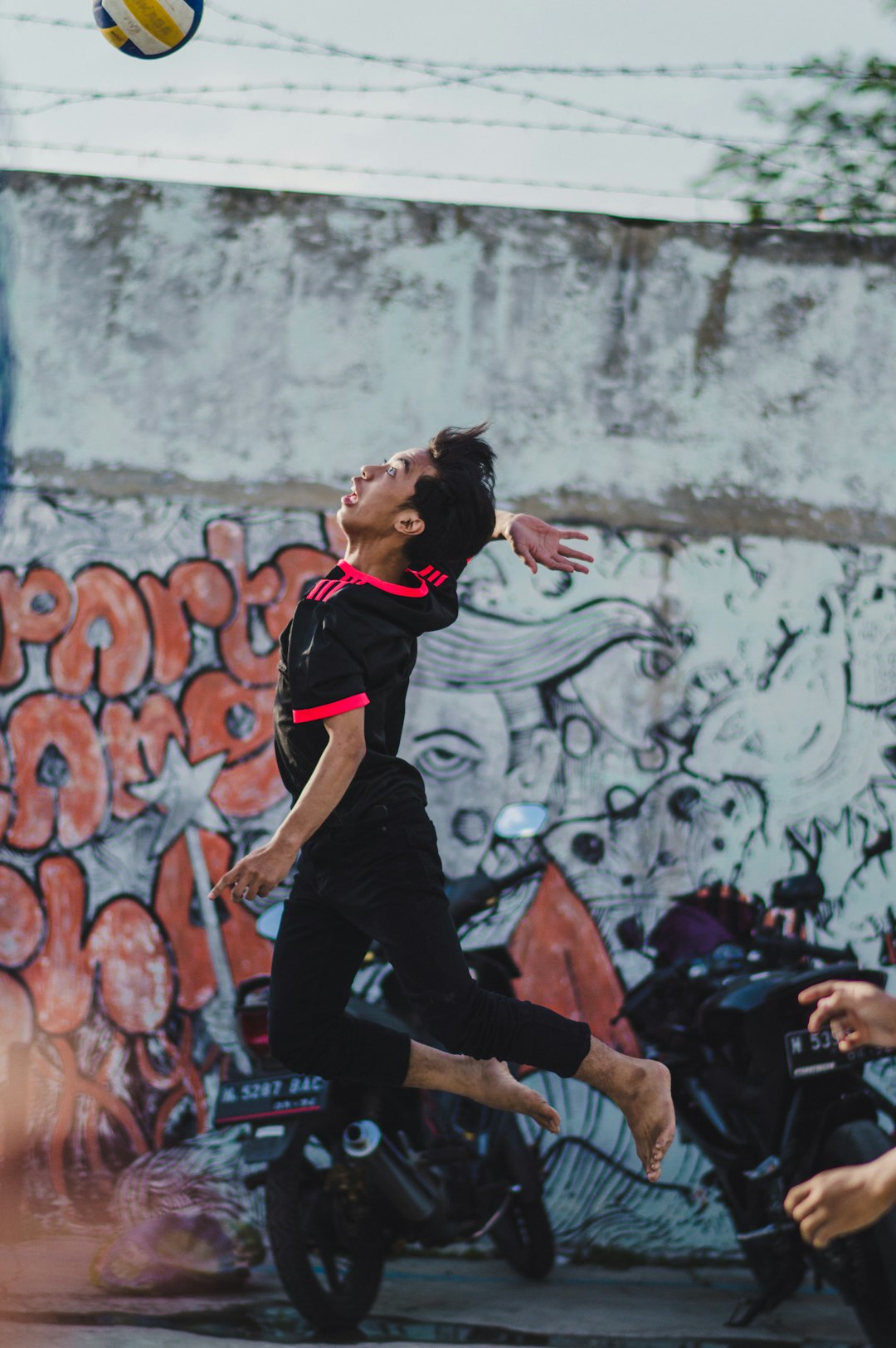 **Why "Breaking Musical" is the Fringe Hit We Needed (And Why It Doesn’t Need Raygun)**  