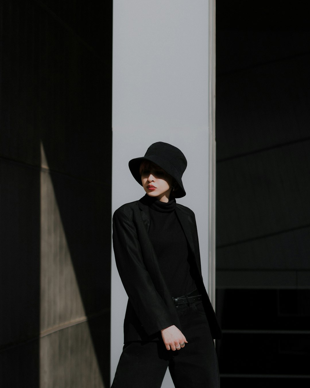 **"Ethereal Ballet Playlist: Top Classical & Modern Tracks for Dancers"**
