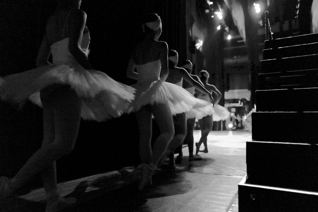 Swing Dance for Fitness: A Beginner's Guide to Calorie Burn, Community, and Joy