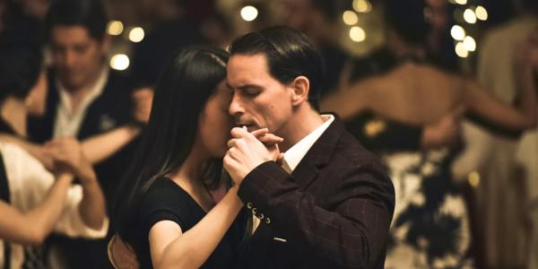 Swing Dance for Beginners: A Step-by-Step Guide to Getting Started